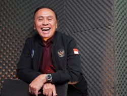 Iwan Bule: Penyanyi Muda yang Bergabung dengan Partai Gerindra