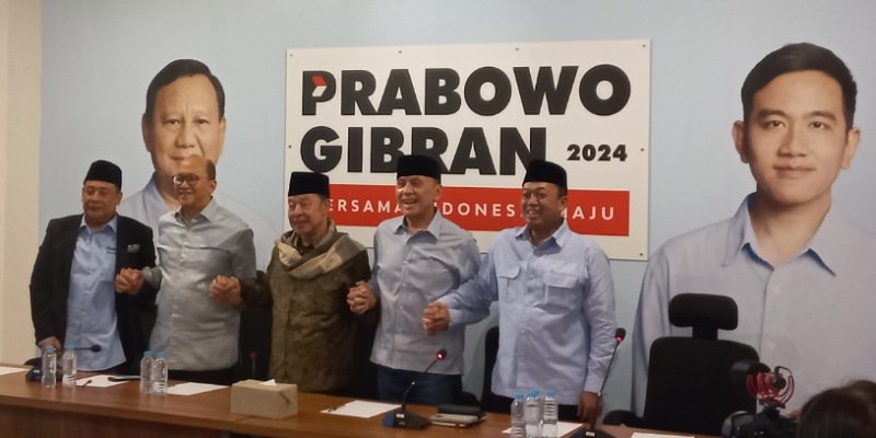 Pimpinan Ponpes Buntet Mendukung Prabowo-Gibran, Iwan Bule Berkeyakinan Jabar Akan Menang dengan Jumlah Suara yang Besar!