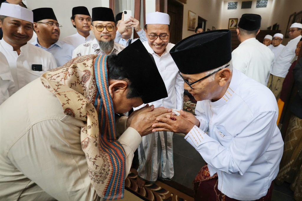 Memimpin Dengan Panduan Fatwa