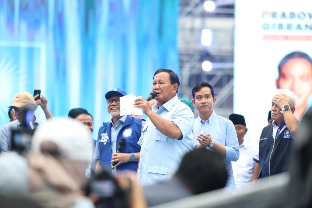 Prabowo Subianto Ajak Puluhan Ribu Warga di Bandung Berdoa untuk Palestina Menyambut Isra Mi’raj