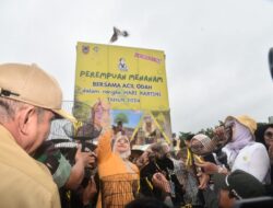 Memperingati Hari Kartini, Acil Odah memimpin aksi “Perempuan Menanam Ribuan Pohon” di Kalimantan Selatan