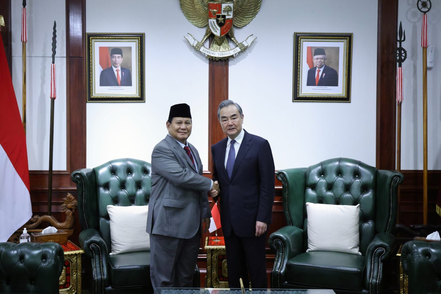 Prabowo Subianto greets Chinese Foreign Minister, celebrated as President-Elect with record-breaking votes