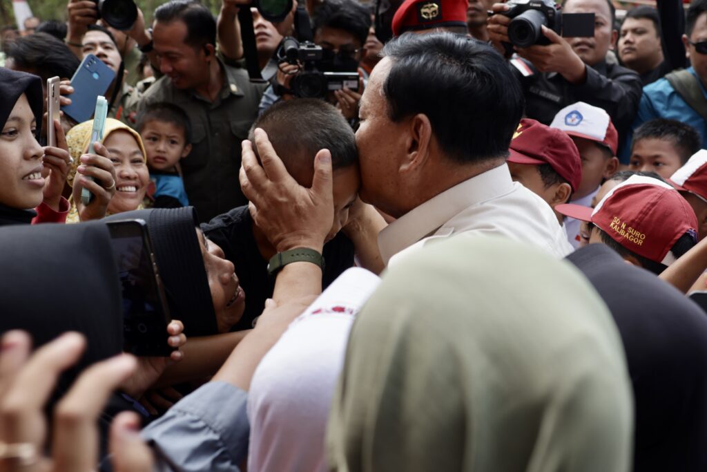 Prabowo Subianto Vows to Ensure Welfare Programs Benefit Children Throughout Indonesia