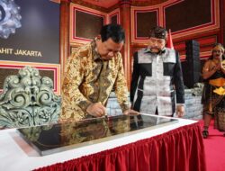 Prabowo Subianto Appreciates Efforts to Honor Indonesian Culture at Hendropriyono’s Birthday Celebration