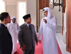 Prabowo Subianto and Gibran Rakabuming Raka meet with Emir of Qatar and Qatar PM to discuss cooperation and Gaza situation