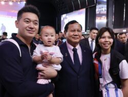 Prabowo Subianto Berkesempatan Bertemu Greysia Polii dan Keluarga di Paris