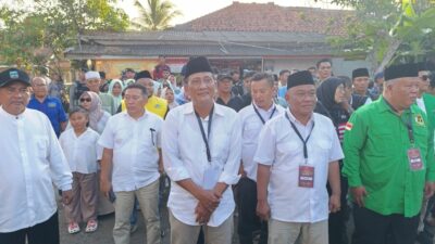 Ujang dan Dadang Resmi Mendaftar ke KPU Pangandaran