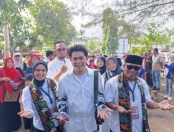 Cakra Khan Mendukung Pasangan Citra-Ino dalam Pendaftaran ke KPU Pangandaran