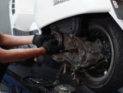 Biaya Servis Vespa Matic: Rincian dan Panduan Harga