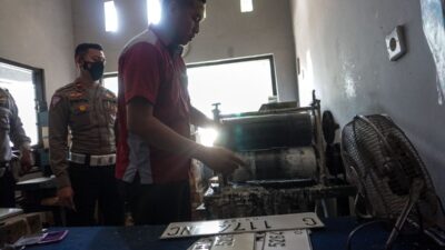 Asal-Usul Kode Huruf pada Plat Nomor Kendaraan Indonesia