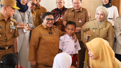 Tinjauan SDN 2 Lamangga: Wamendagri Ribka Minta Hasil Laut Masuk Menu MBG Sultra
