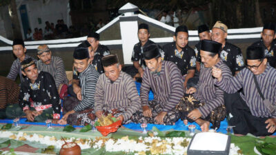 Wisata Budaya Panen Raya di Jepara: Buka Luwur & Manganan