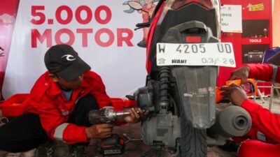 Tanda Oli Motor Habis: Yuk Ganti Sebelum Mesin Rusak!